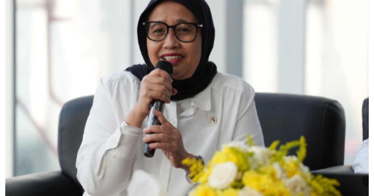 Nanik S Deyang mundur dari jabatannya sebagai Kepala BGN.