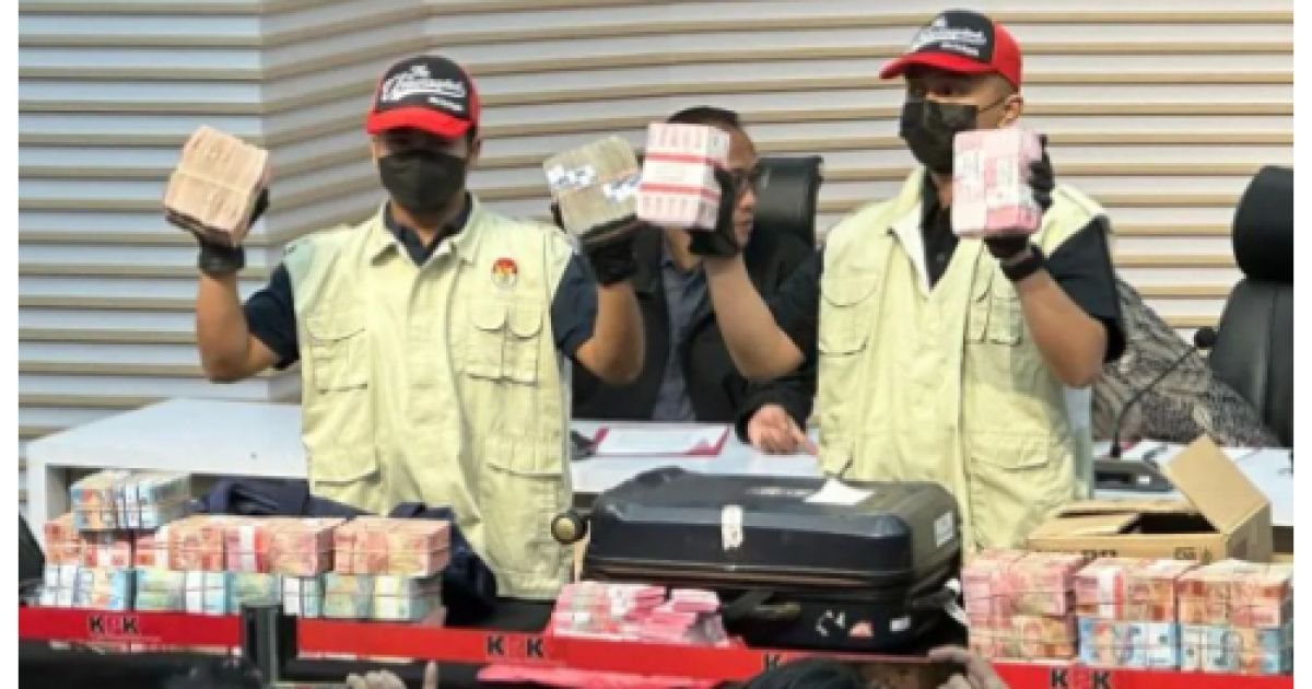 OTT Bupati Pemalang Anom Widiyantoro, KPK Sita Barang Bukti Rp 2,7 Miliar