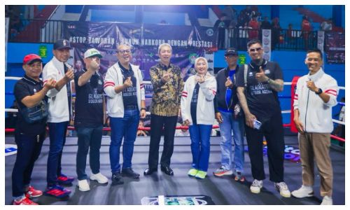 Wali Kota Bogor, Dedie A Rachim saat menghadiri Gladiator Bogor Arena II Boxing 2026 di GOR Indoor Pajajaran, Sabtu (1/8/2026). Foto Pemkot Bogor
