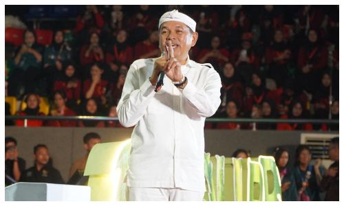 Dedi Mulyadi Beri Modal Usaha dan Beasiswa untuk Mahasiswa Vokasi IPB