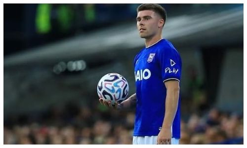 Leif Davis: Dari Penggemar Newcastle United Menjadi Bek Andalan Ipswich Town